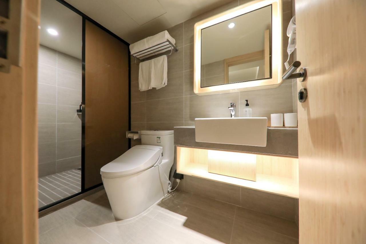 Ji Hotel Shanghai Exteriör bild